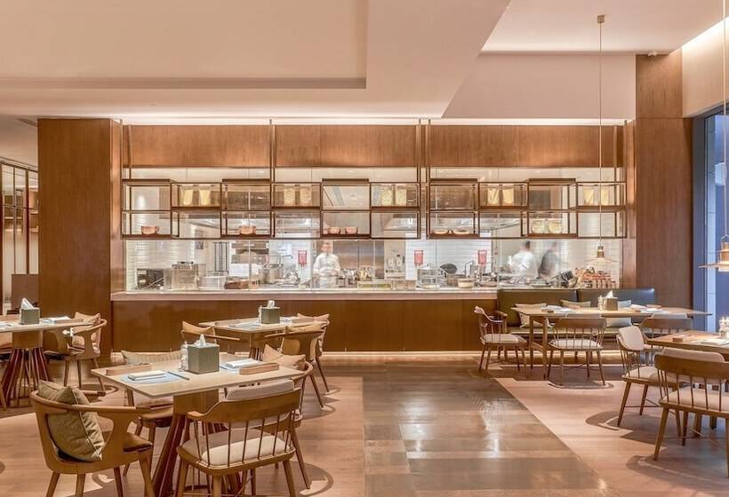 Joyze Hotel Xiamen, Curio Collection By Hilton