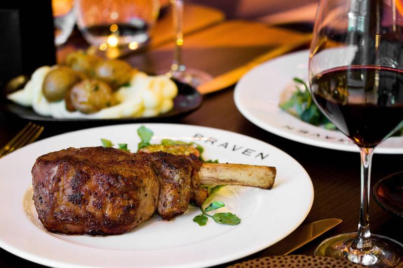 ホテル Jw Marriott Edmonton Ice District