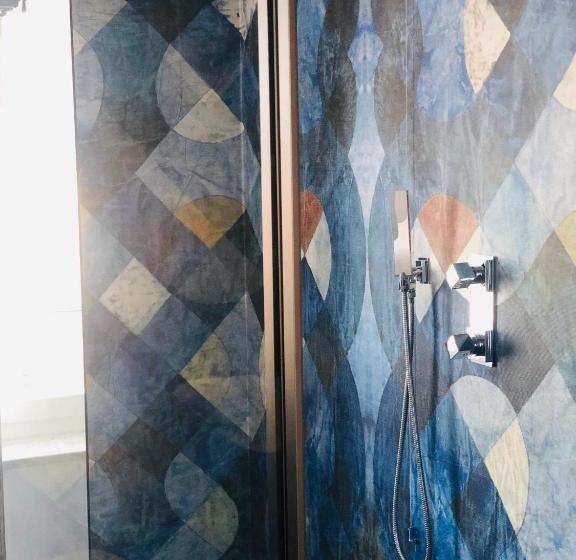 Wallure   Tickled Hotel & Wellness