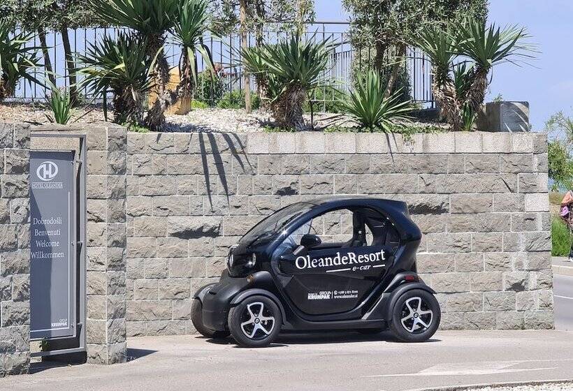 هتل Lavender Oleander Resort