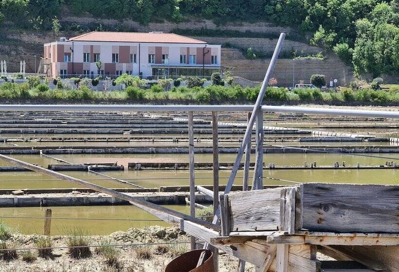 هتل Lavender Oleander Resort