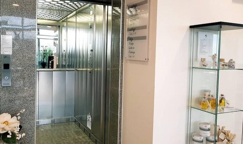 هتل Lavender Oleander Resort