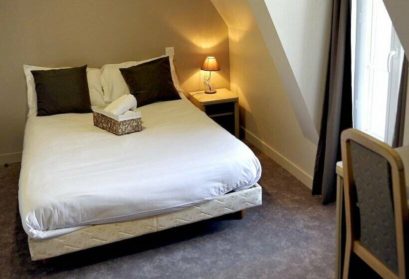 Le Lion D Or Logis Hotels Hotel 2 étoiles Et Restaurant