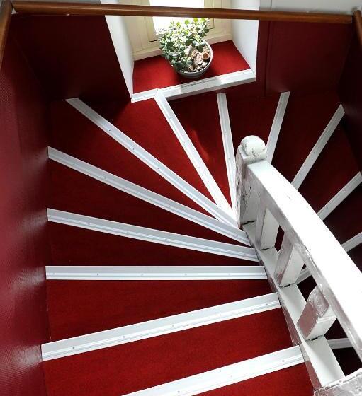 Le Lion D Or Logis Hotels Hotel 2 étoiles Et Restaurant