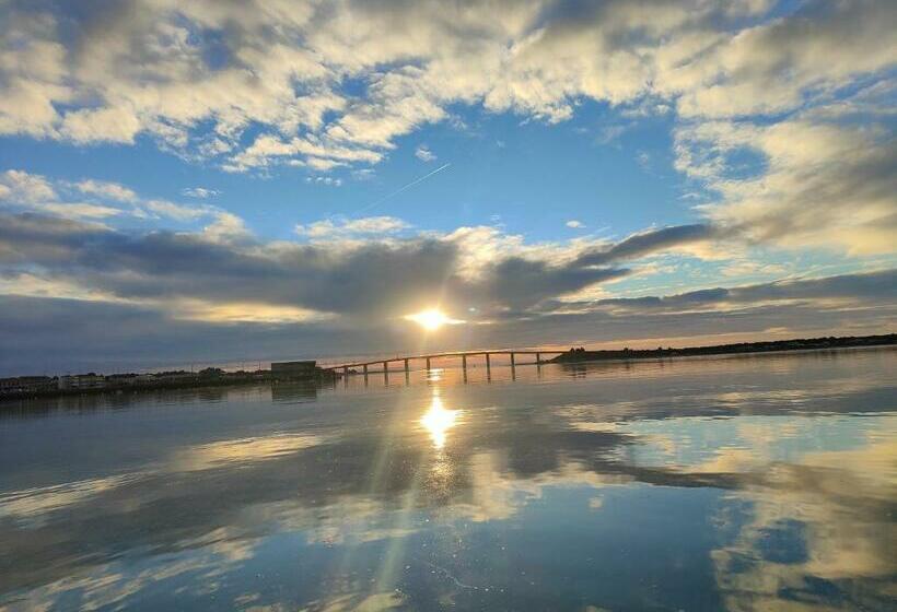 בית מלון כפרי Hôtel L Embarcadère