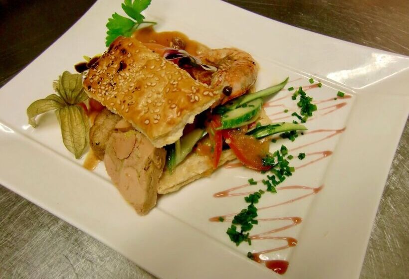 Logis Hotel Restaurant Le Relais D Aligre