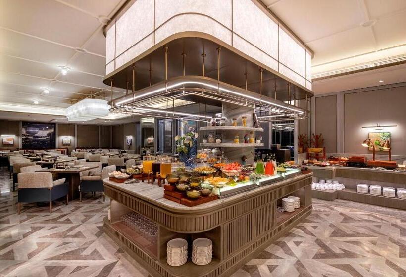 Отель Maxx By Steigenberger Guangzhou Zhujiang New Town Free Shuttle Bus To Canton Fair Complex During C