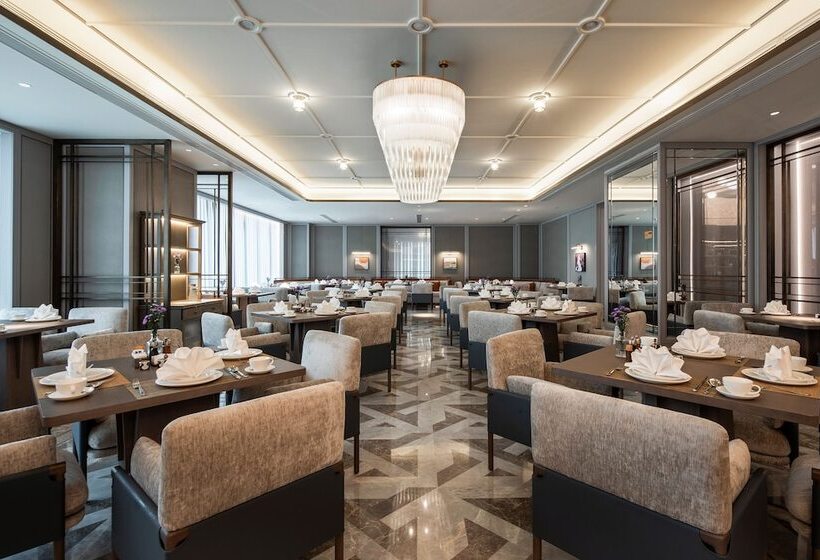 Отель Maxx By Steigenberger Guangzhou Zhujiang New Town Free Shuttle Bus To Canton Fair Complex During C