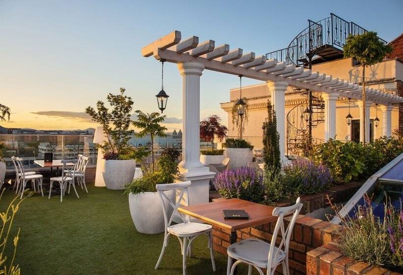 Mystery Hotel Budapest