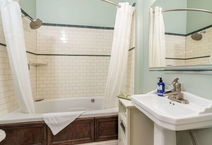 Napa Valley, Ascend Hotel Collection