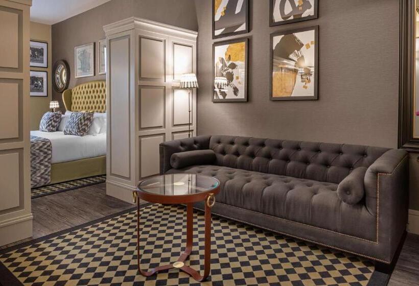 هتل NH Collection Colón Valencia