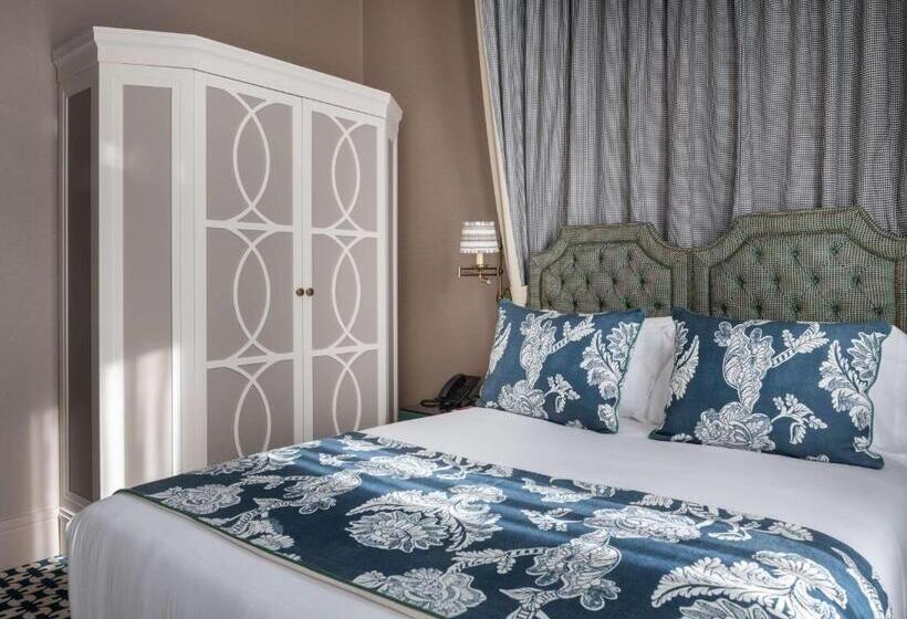 هتل NH Collection Colón Valencia