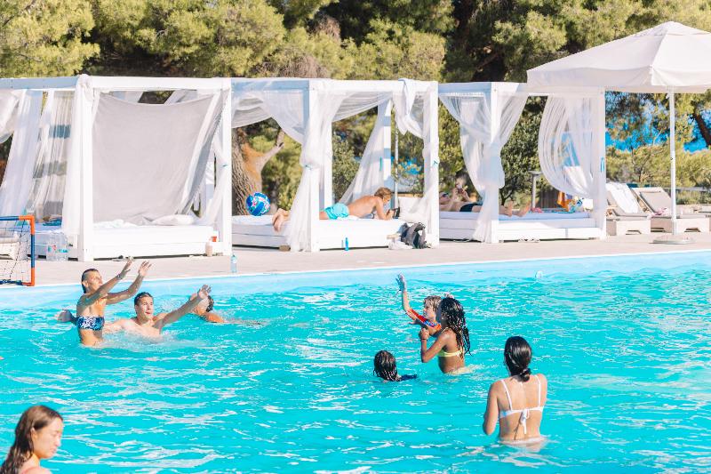 فندق Obonjan Island Resort