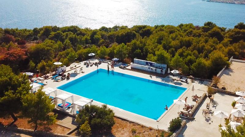 فندق Obonjan Island Resort