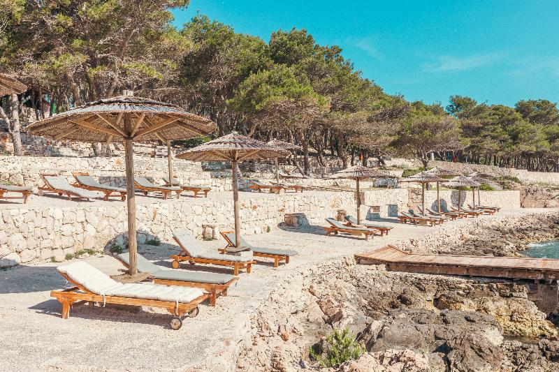 בית מלון כפרי Obonjan Island Resort