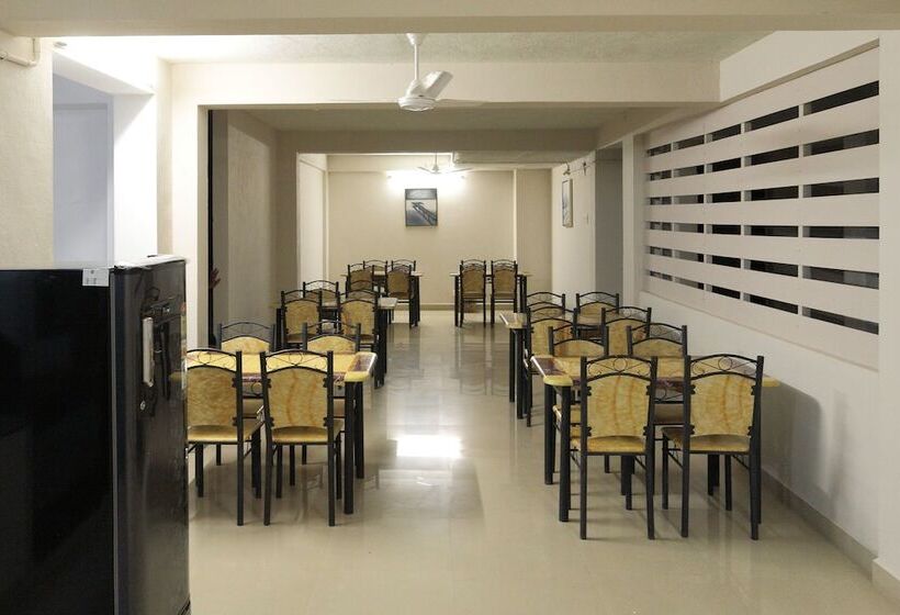 Отель Oyo 6345 Mahindra World City