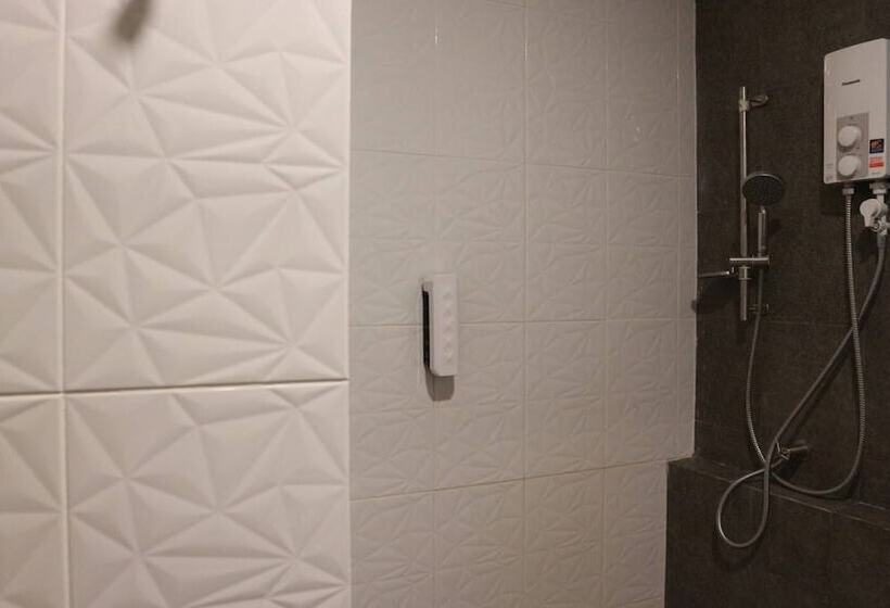 فندق Phuket Airport Place   Sha Plus