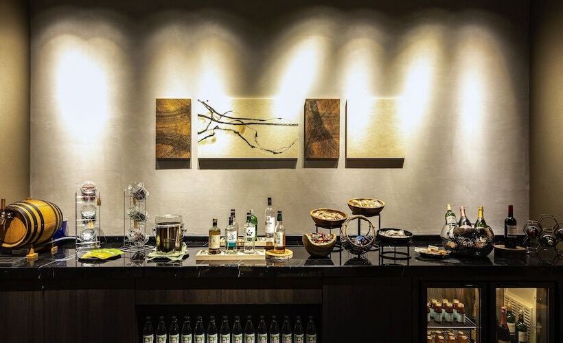 Отель Pullman Tokyo Tamachi