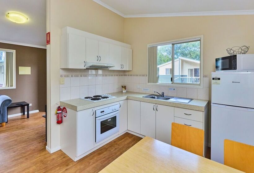 בית מלון כפרי Rac Busselton Holiday Park