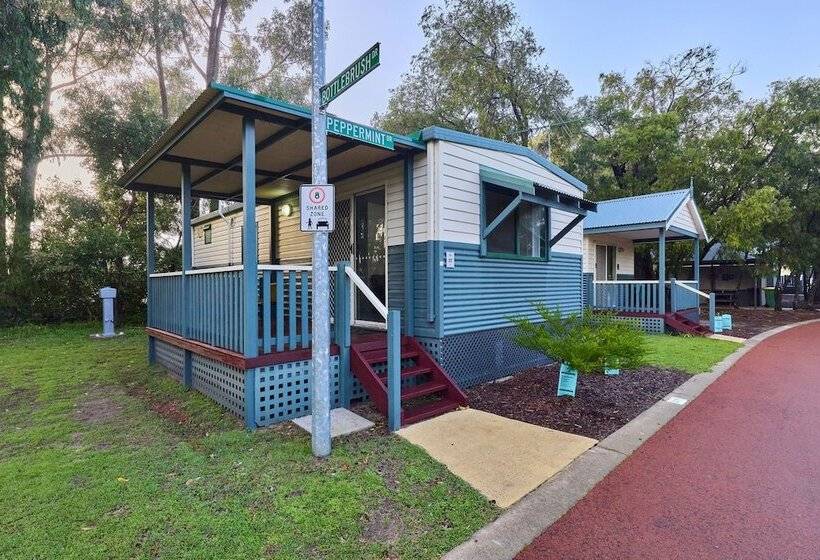 בית מלון כפרי Rac Busselton Holiday Park