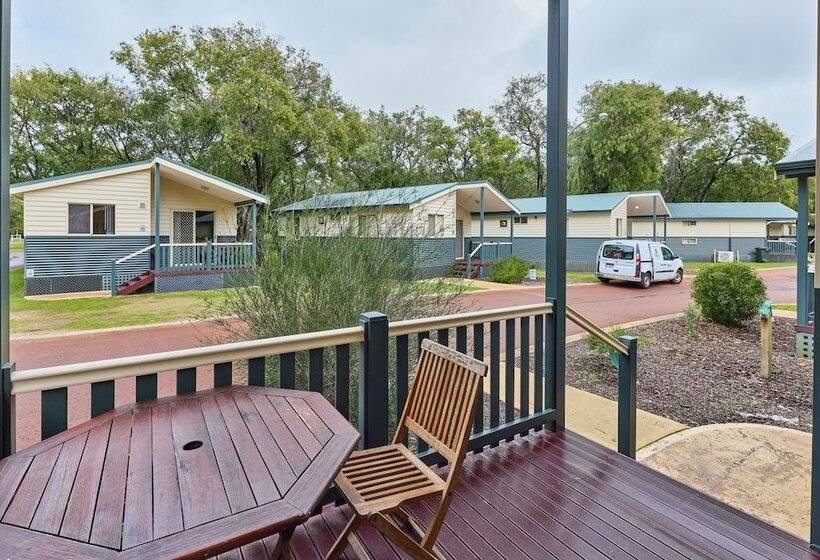 בית מלון כפרי Rac Busselton Holiday Park