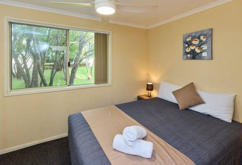 בית מלון כפרי Rac Busselton Holiday Park