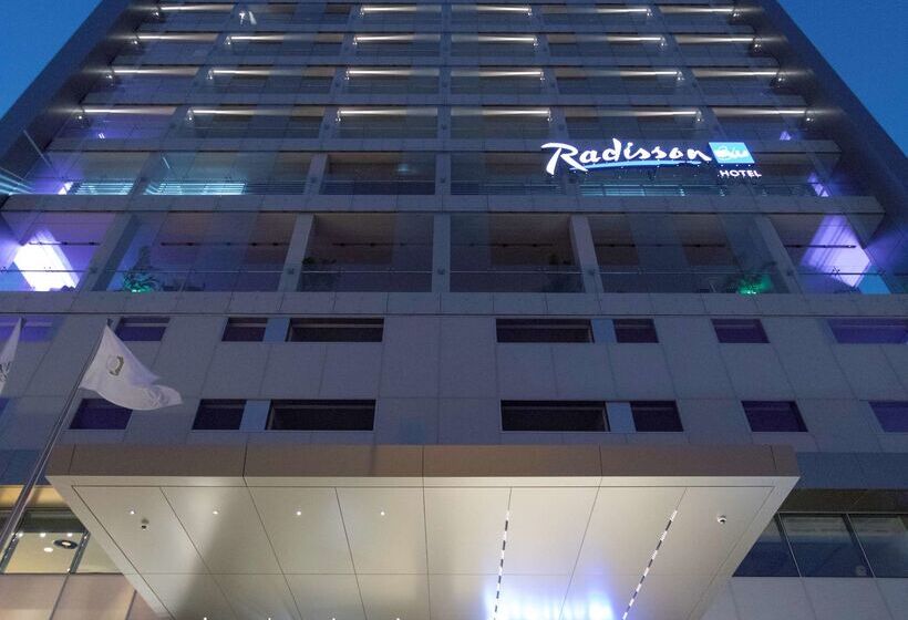 Radisson Blu Hotel, Larnaca