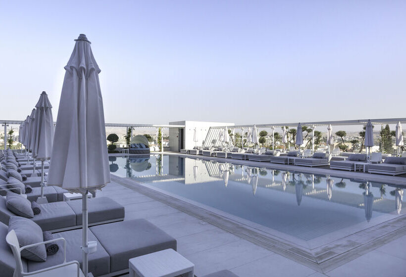 Radisson Blu Hotel, Larnaca