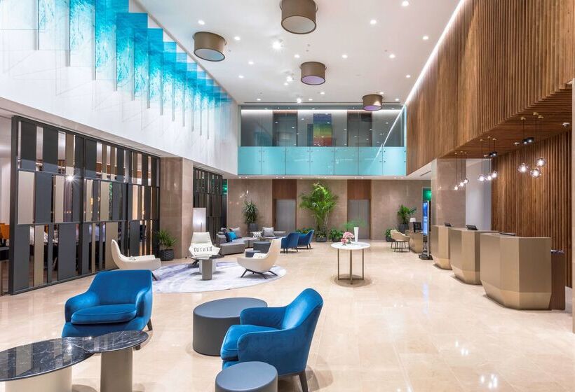 Radisson Blu Hotel, Larnaca