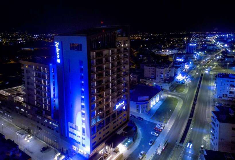 Radisson Blu Hotel, Larnaca