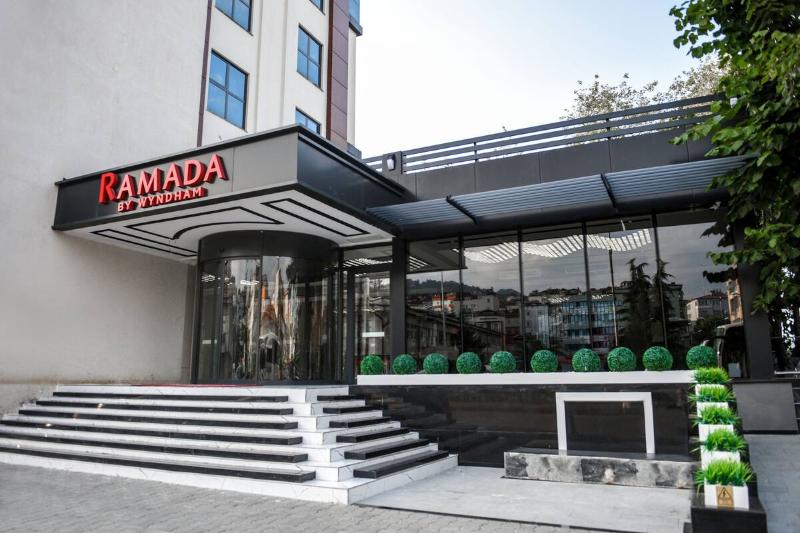 Hotel Ramada By Wyndham Vakfıkebir