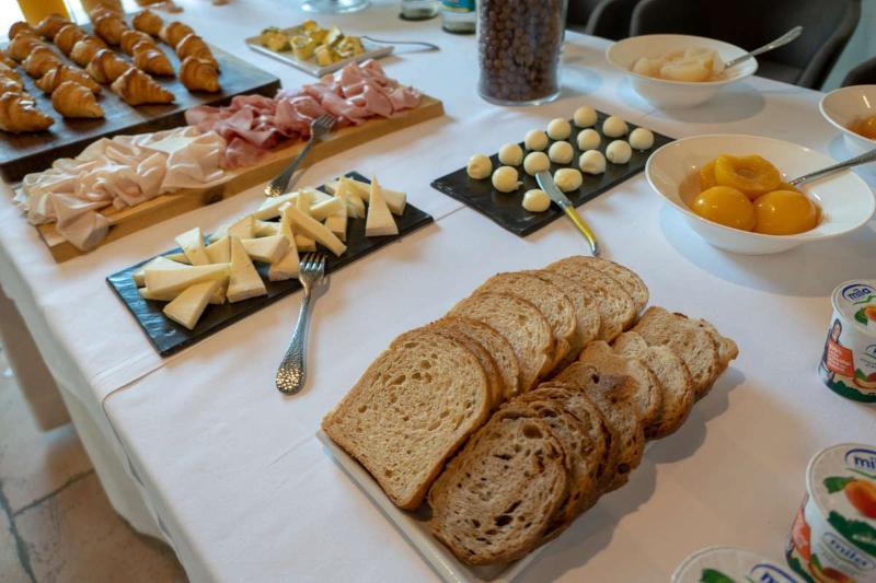 Отель Resort Limax Acis