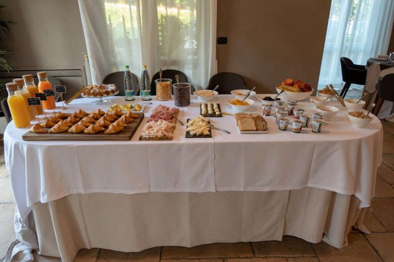 Отель Resort Limax Acis