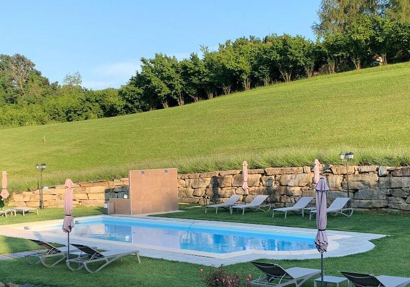 Отель Resort Limax Acis