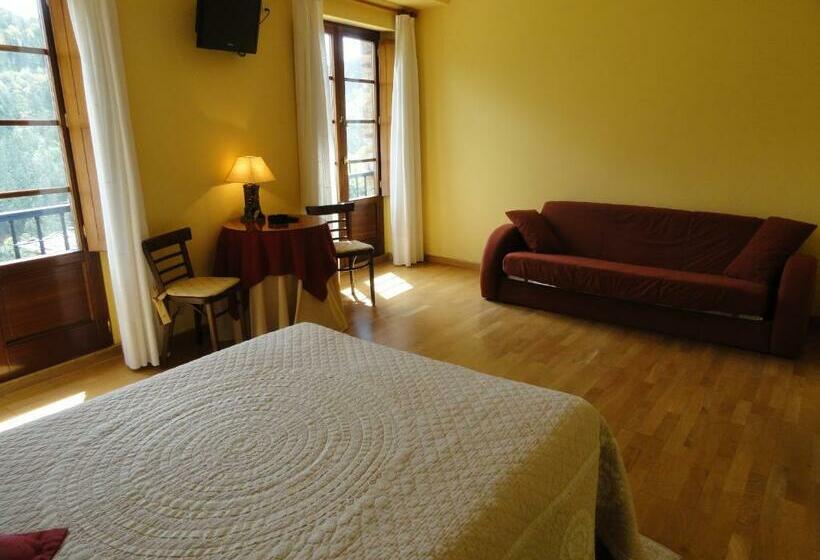 فندق Restaurante Casa Petronila