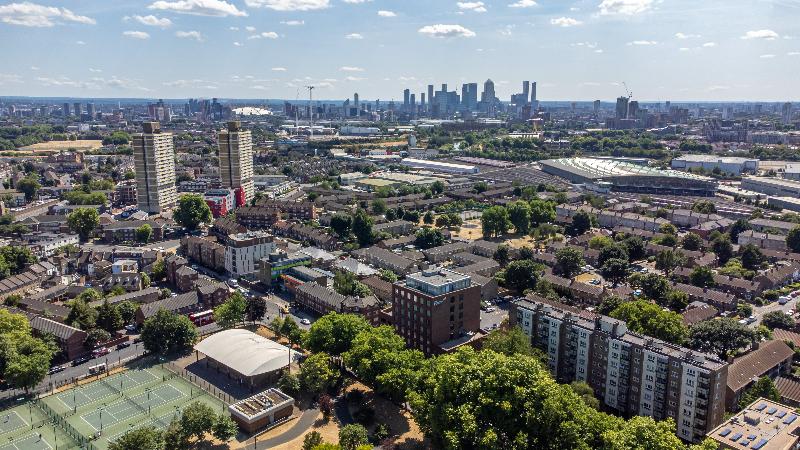 酒店 Roomzzz London Stratford