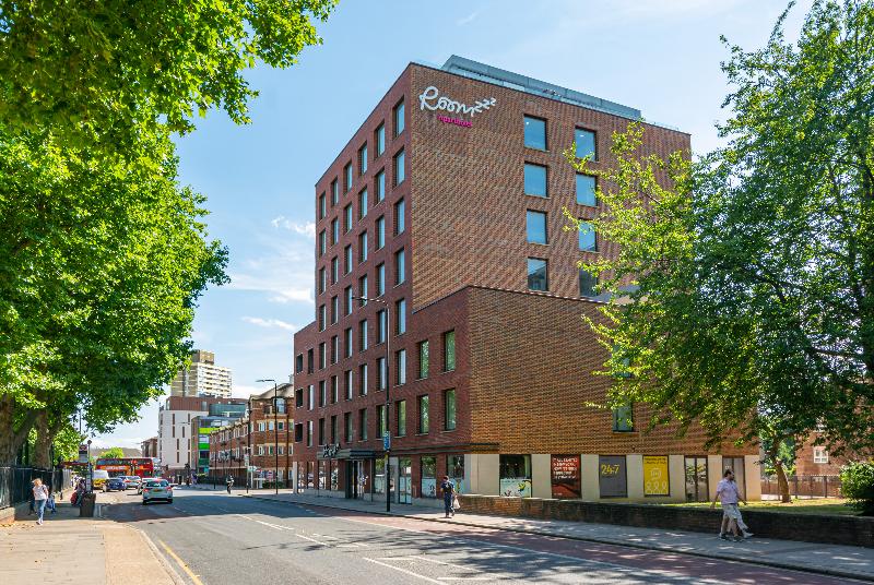 酒店 Roomzzz London Stratford