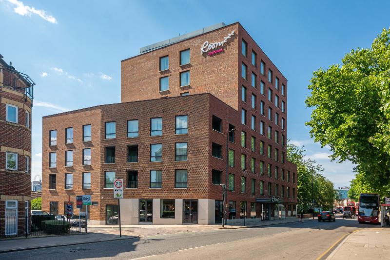 酒店 Roomzzz London Stratford