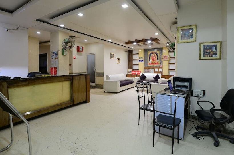 酒店 Sai Dham International