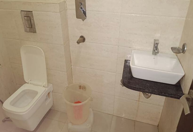 酒店 Sai Dham International