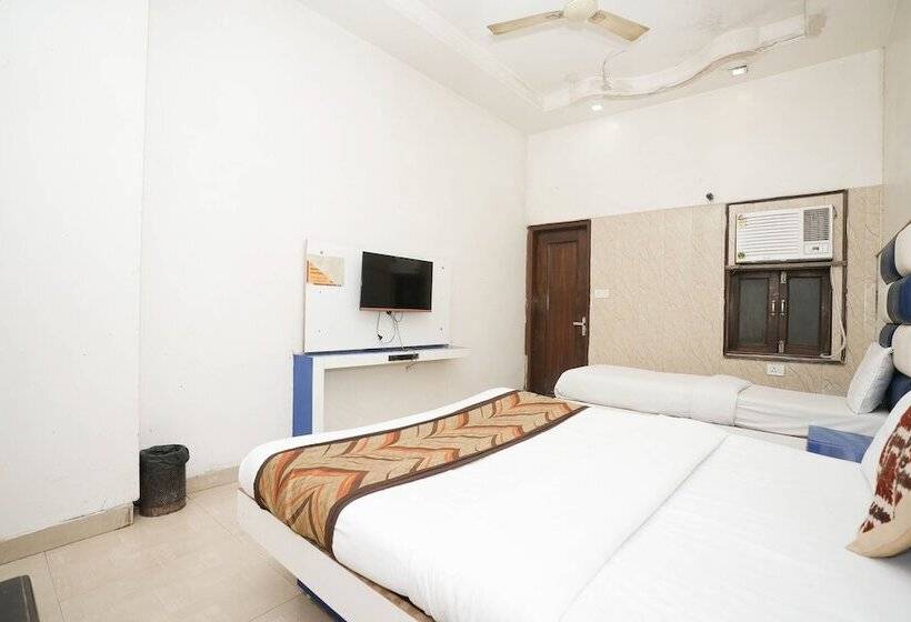 酒店 Sai Dham International