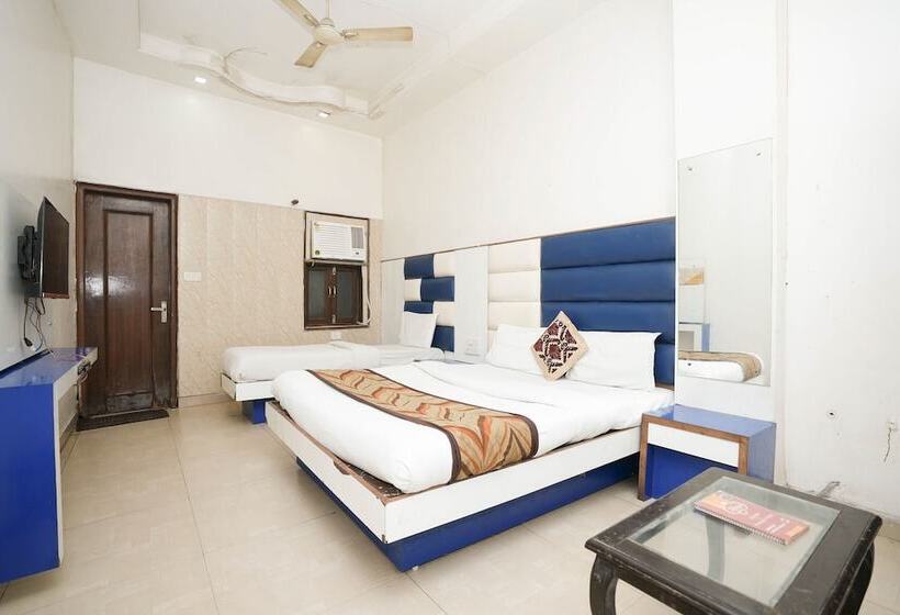 酒店 Sai Dham International