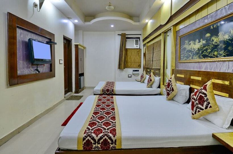 酒店 Sai Dham International