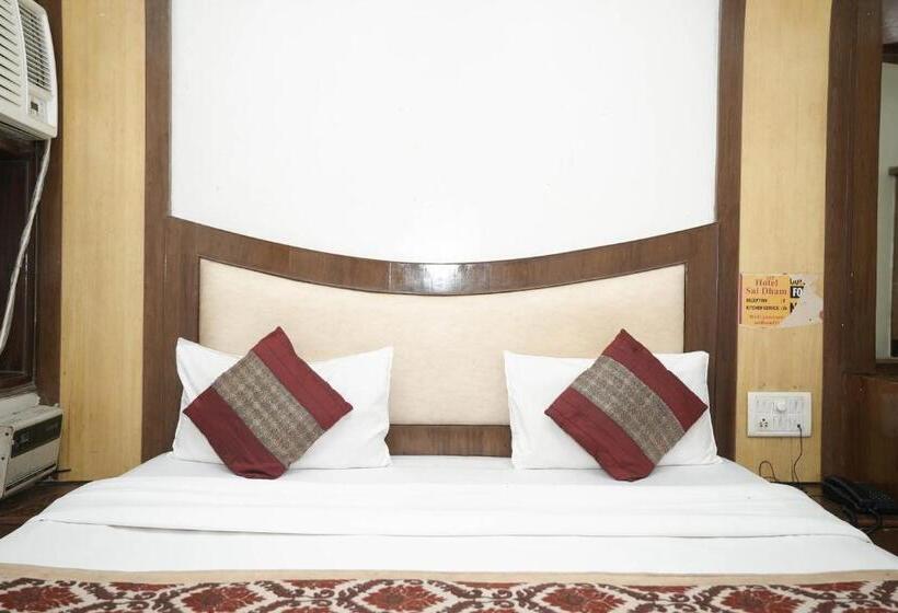 酒店 Sai Dham International