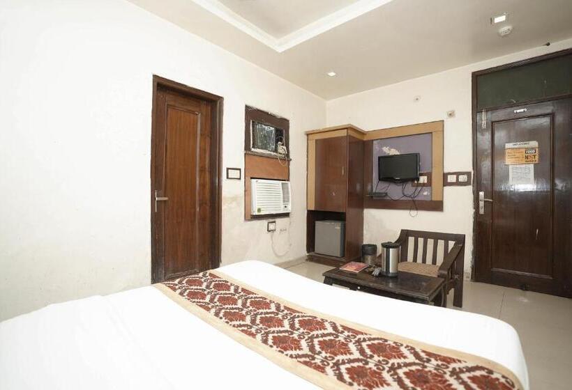 酒店 Sai Dham International