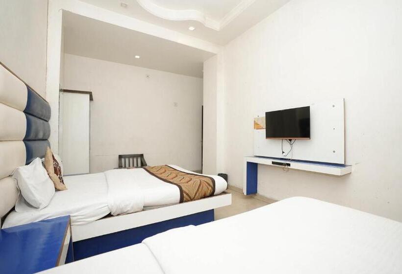 酒店 Sai Dham International