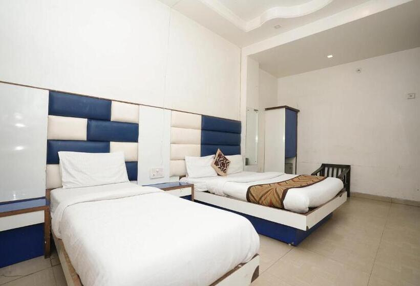 酒店 Sai Dham International