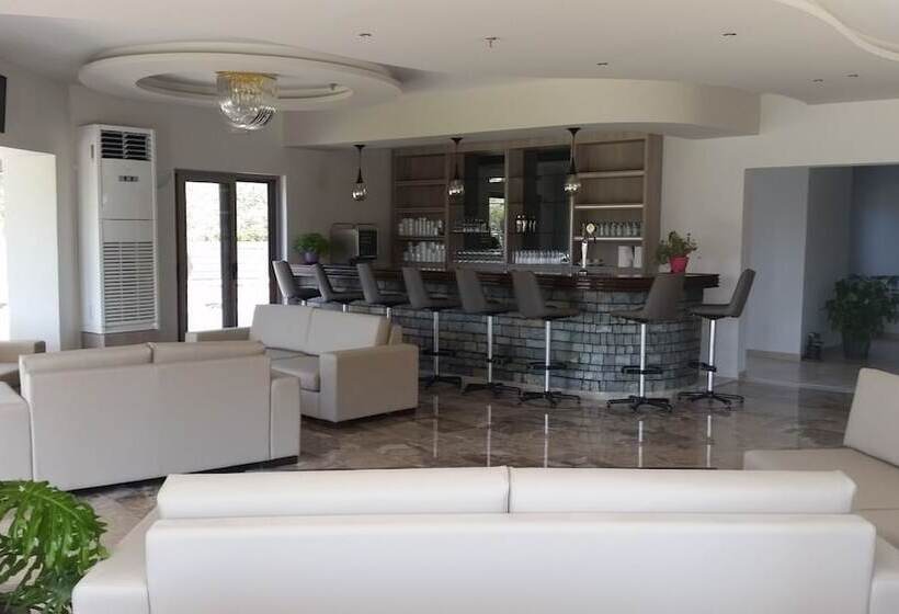 Отель Saint George Resort