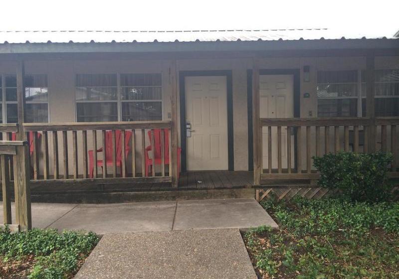 فندق Salado Creek Villas