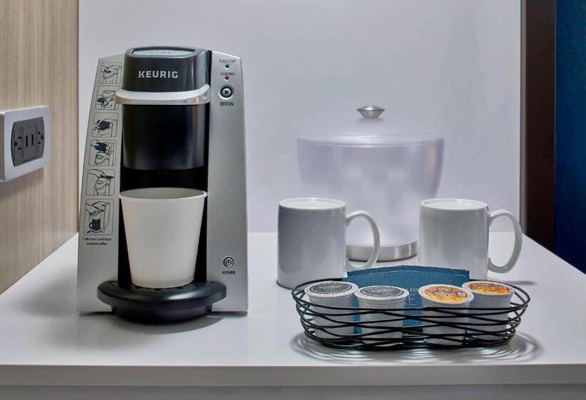 هتل Springhill Suites by Marriott Nashville Downtown/Convention Center